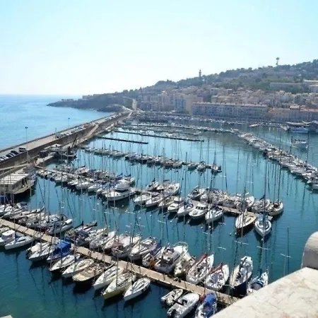 Sete, 3 Pieces, 5 Personnes - Fr-1-472a-65 *